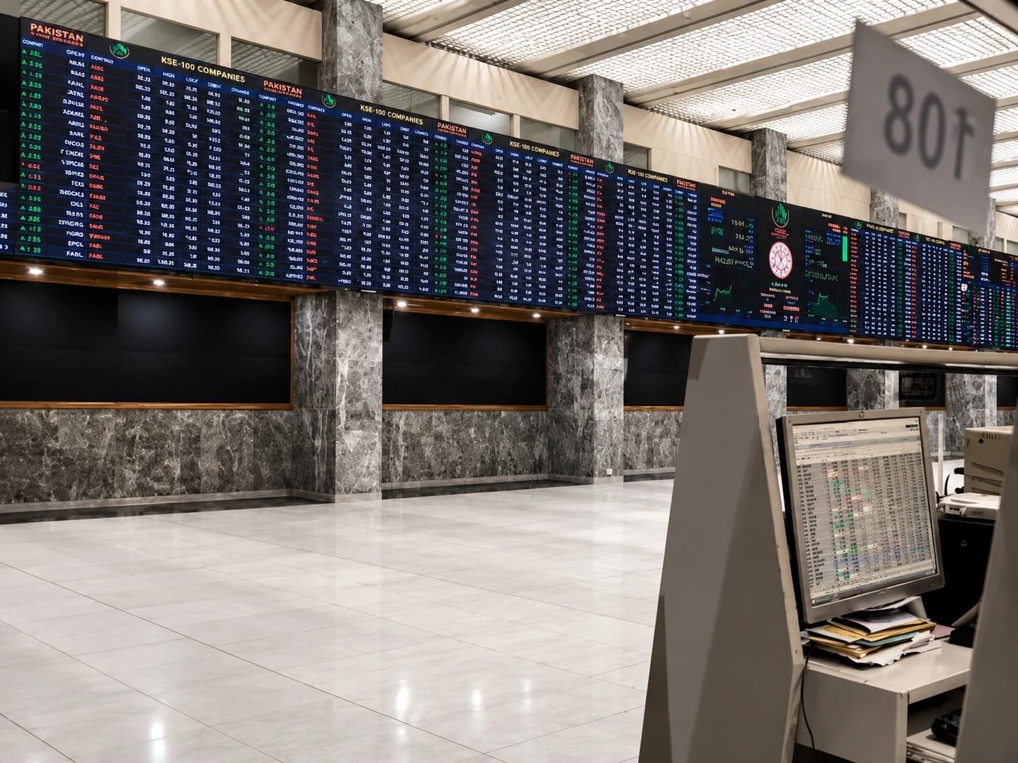 KSE-100 Sheds 1,615 Points as US-Iran War Fears Hit Pakistan Market