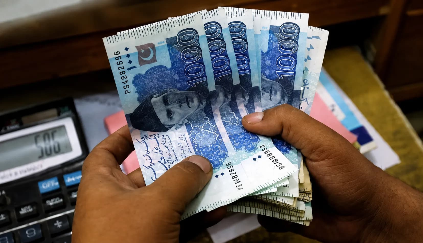 Pakistani Rupee Inches Up as Oil Prices Explode 7% on Middle East Strikes