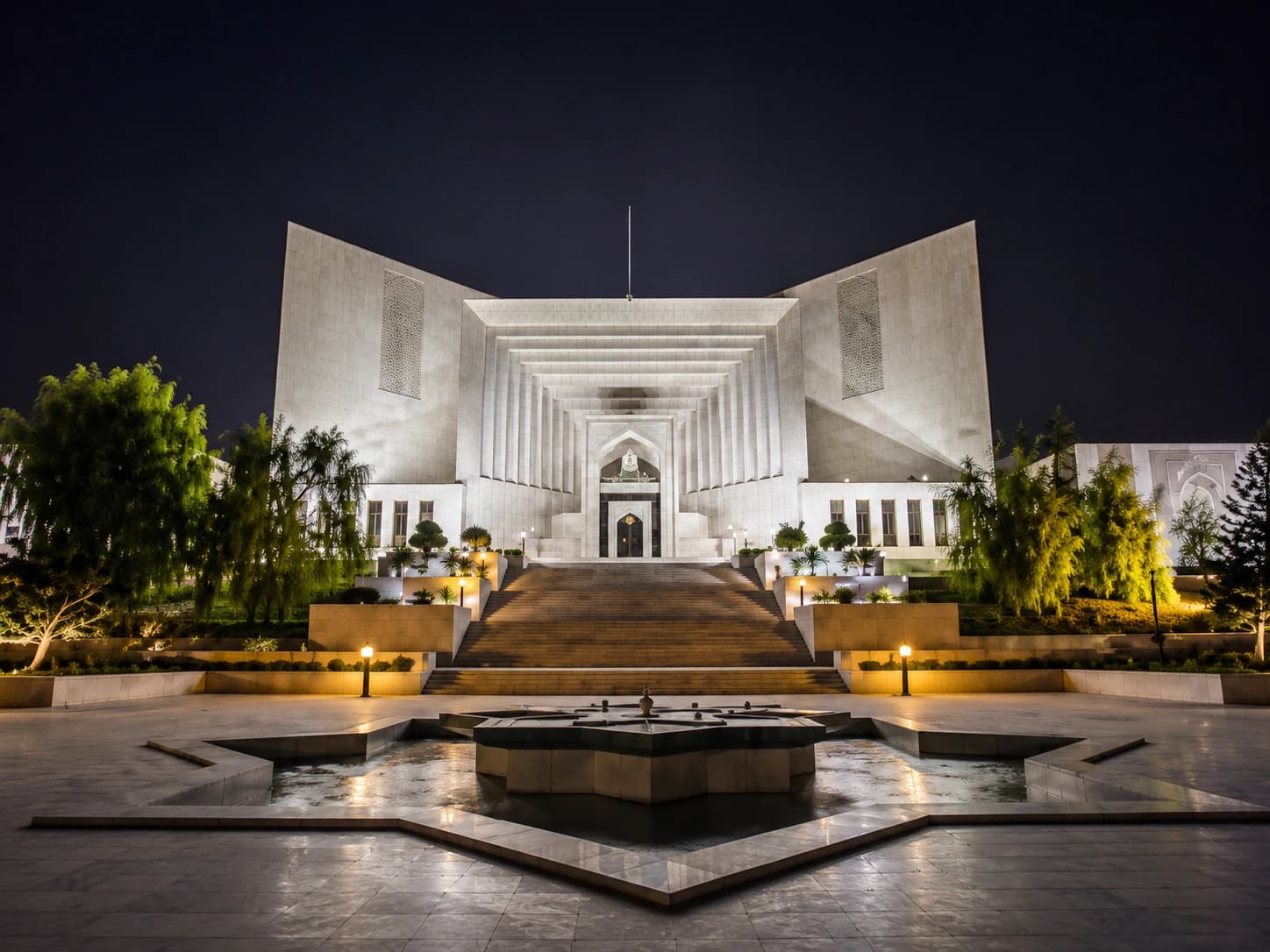 Supreme Court Defends Wedlock Policy Pakistan to Protect Working Mothers From Forced Separation
