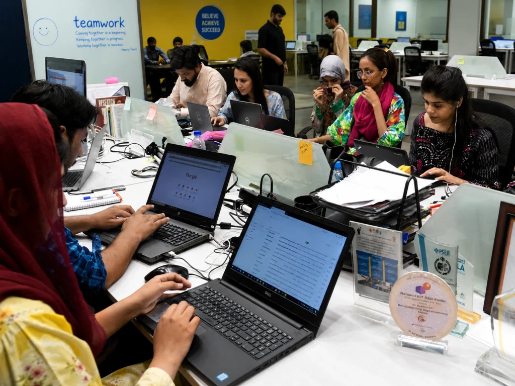 Pakistan IT exports $3.8 billion FY2025-26 April 2026 $423 million 33 percent year on year growth software freelancing BPO digital services