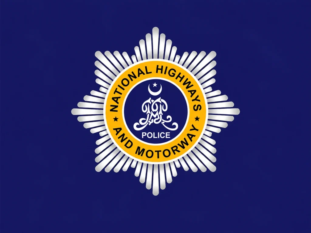 Motorway Police return jewellery Gwadar NHMP honesty Rs 2.2 million gold valuables Pakistan