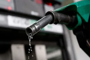 Petrol diesel price cut Pakistan expected in June 2026 as WTI crude falls to 69 dollars Brent to 72 dollars