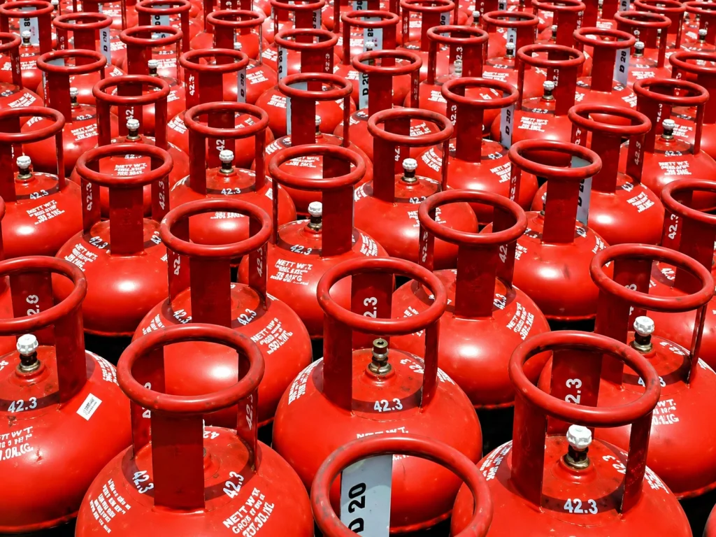 LPG Price Hike in Punjab pay up to Rs. 500/kg for LPG against the official Rs. 308/kg rate.