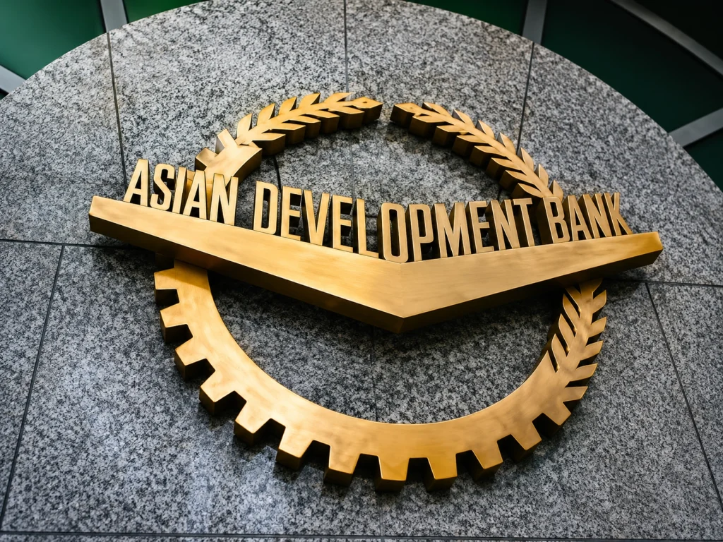 Privatisation Commission appoints Asian Development Bank as financial adviser for Islamabad airport outsourcing