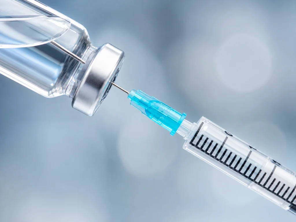 DRAP Pakistan Drug Regulatory Authority announces Pakistan syringe ban 2027 replacing conventional disposable syringes with auto-lock safety syringes from January 1 2027